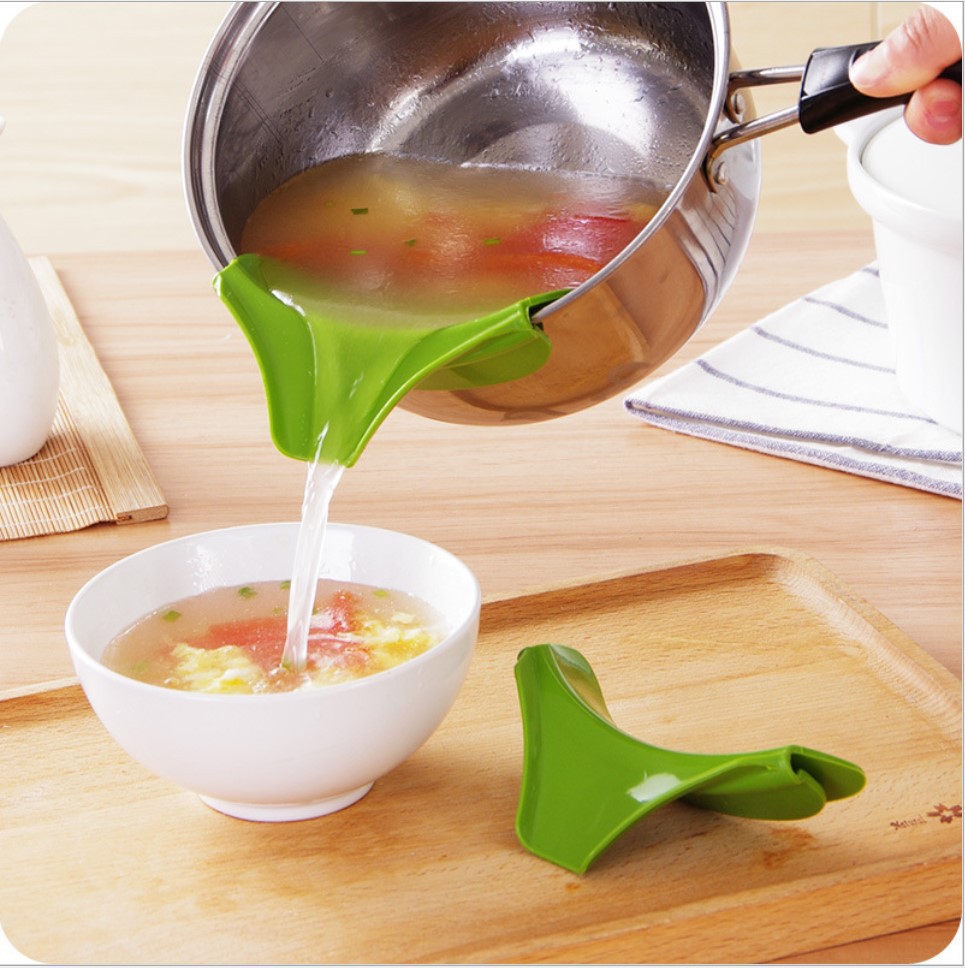 Kitchen Gadgets Guide - 1/2 stuks keukentrechter, creatieve clip-on siliconen